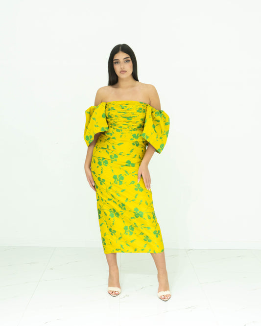 Abito Rosa Clará Cocktail in Taffetà – Tubino Floreale con Maniche a Sbuffo