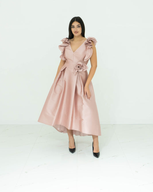 Abito Rosa Clará Elegante Rosa Cipria – Lunghezza Midi con Maniche a Volants