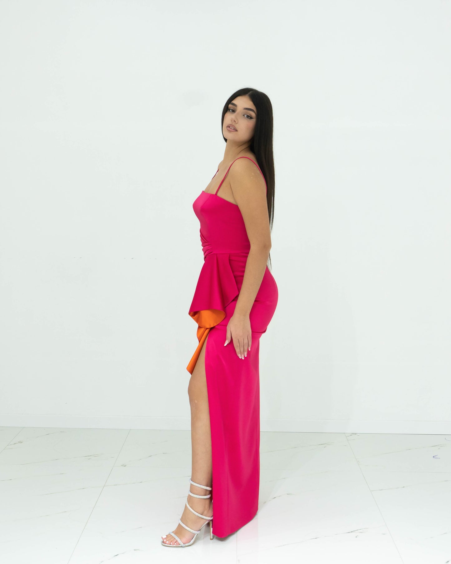 Nefertari Abito Lungo Fucsia Con Spalline