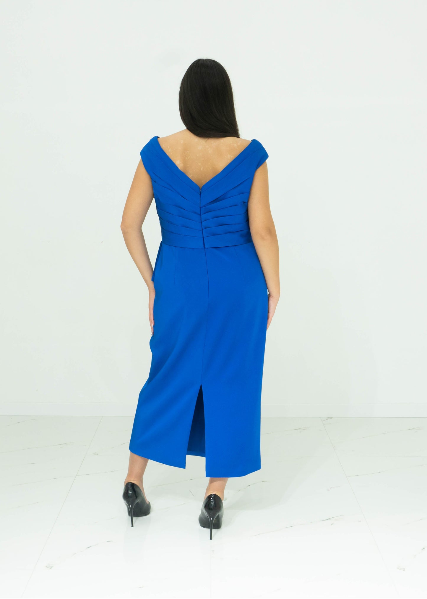 Abito Sonia Peña Tubino Corto Blu – Corpetto Drappeggiato con Fascia Laterale