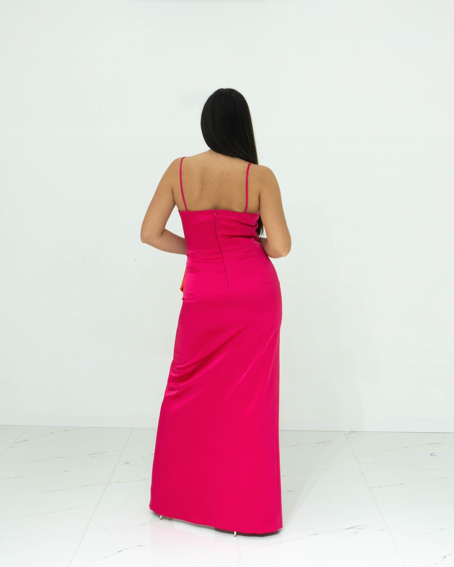Nefertari Abito Lungo Fucsia Con Spalline